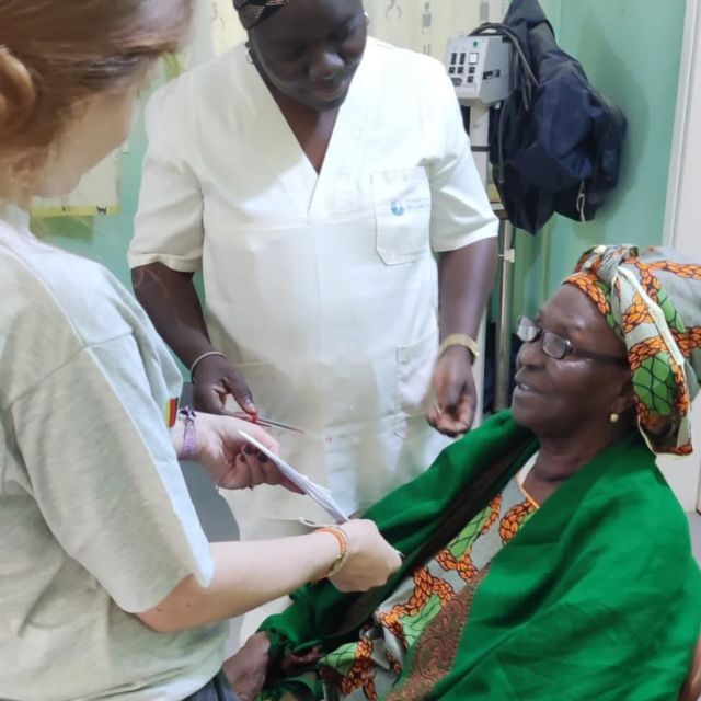 Ya han llegado a Sam Sam 3 ( Senegal 🇸🇳) las gafas que los alumnos del ciclo superior de Óptica y anteojería han preparado a lo largo del curso.
Todo trabajo tiene su finalidad🤓❤️
#cipfpmislata #formacionprofesional #fponfire #optica #visiosensefronteres